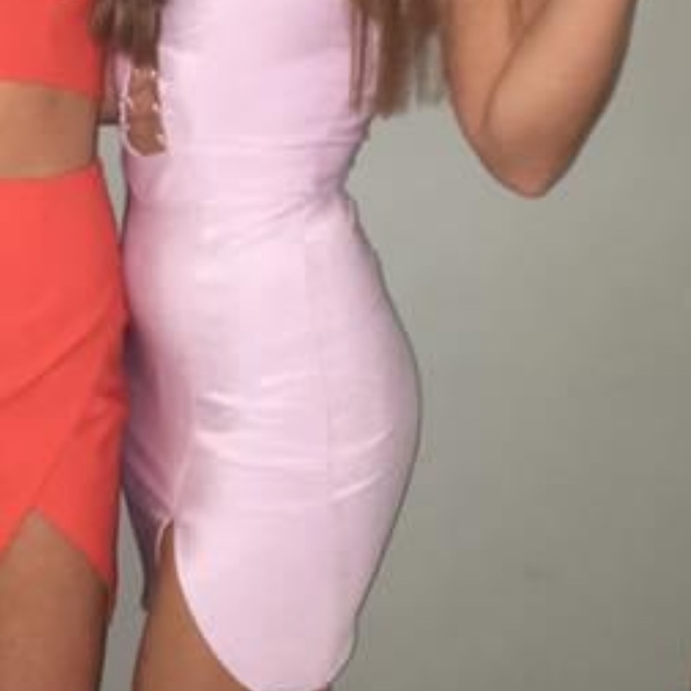 Dress - Picture 3 of 3